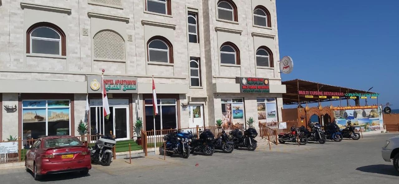Sur Bandar Al Ayjah Hotel Apartments Exteriör bild