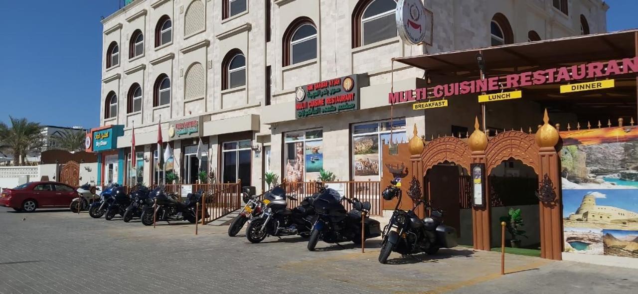 Sur Bandar Al Ayjah Hotel Apartments Exteriör bild