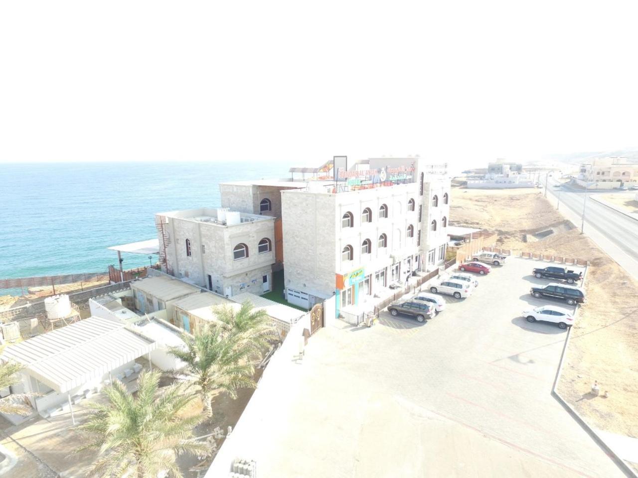 Sur Bandar Al Ayjah Hotel Apartments Exteriör bild