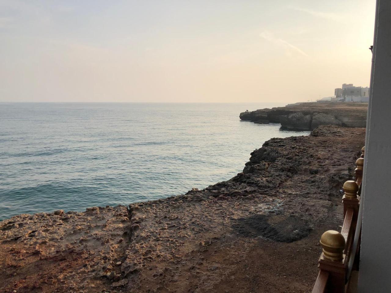 Sur Bandar Al Ayjah Hotel Apartments Exteriör bild