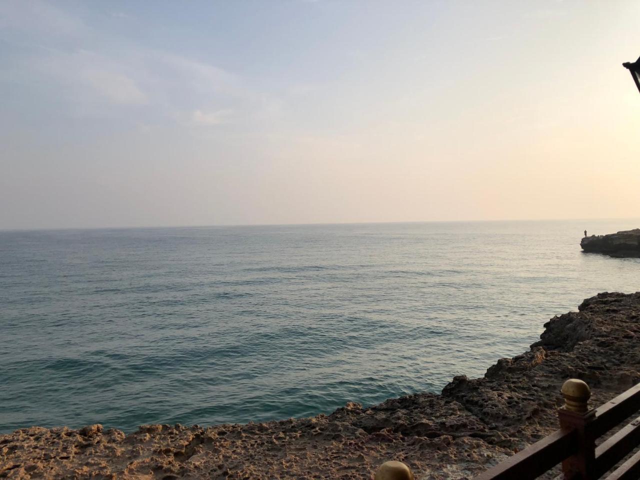 Sur Bandar Al Ayjah Hotel Apartments Exteriör bild